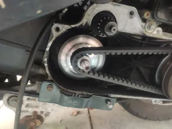 The CVt after removing the castle nut and kick-start plate